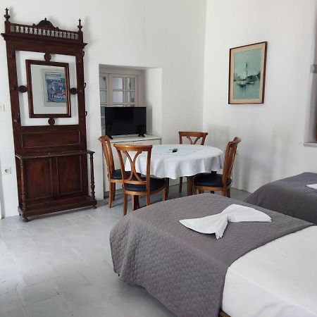Achilleas Apartment Hydra  Luaran gambar